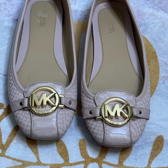 Michael Kors Pink Designer Flats - Picture 6 of 11